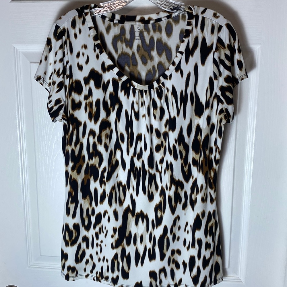 Worthington Animal Print Top Short Sleeves Scoop Neck Size Large